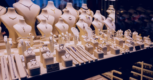 How Do You Combine Fine Jewelry With Everyday Outfits?