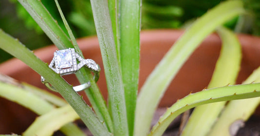 The Ultimate Guide on Radiant Cut Engagement Rings: Tips Every Buyer Must Know