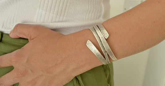 What to Look for When Buying Cuff Bracelets So You Don’t Waste Your Money