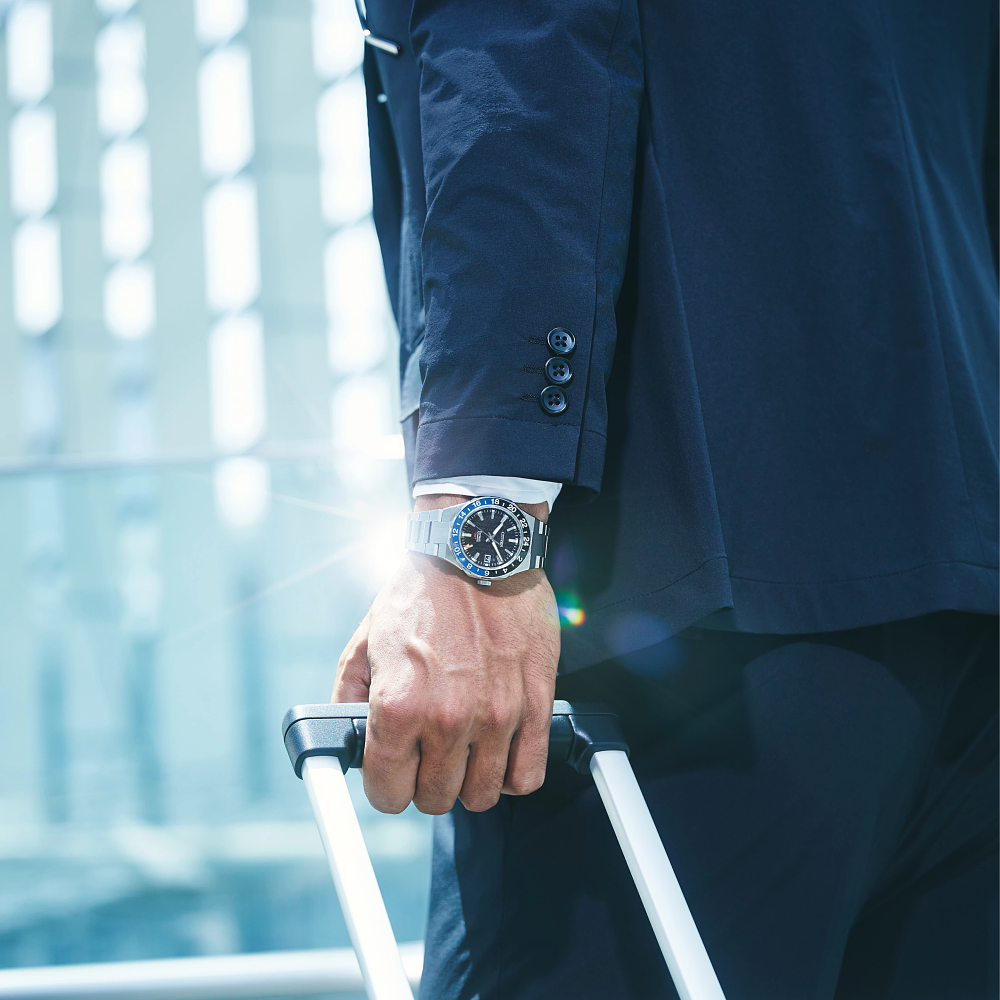 Citizen Series8 880 GMT Automatic Watch NB6031-56E