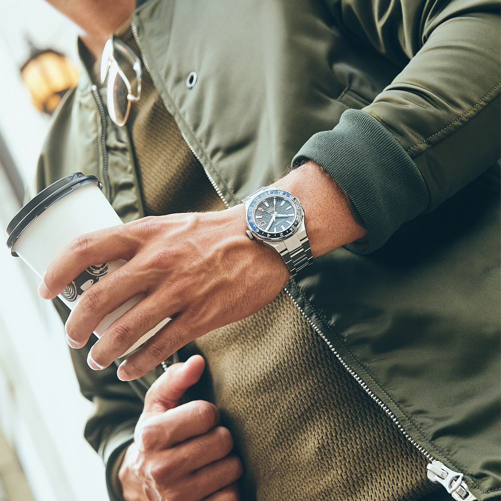 Citizen Series8 880 GMT Automatic Watch NB6031-56E