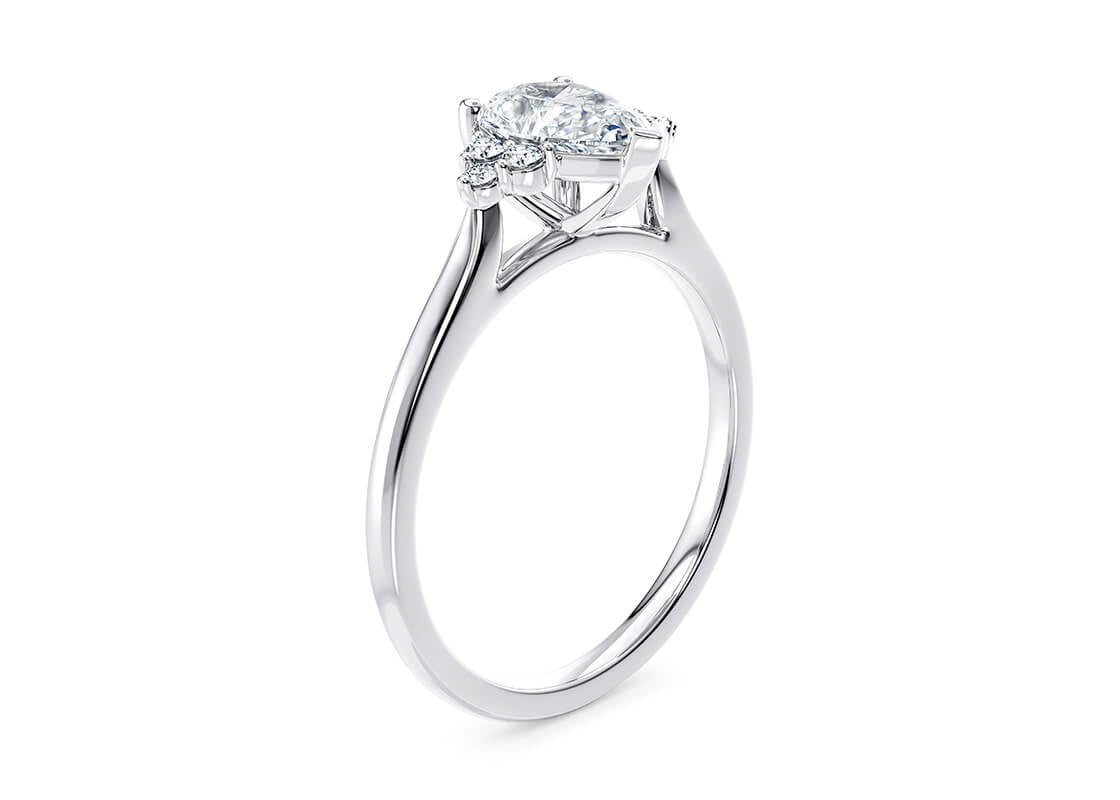 Rosa Pear Shape Claw Vintage 1.60 mm