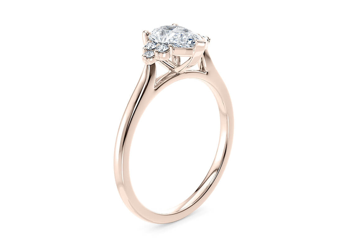 Rosa Pear Shape Claw Vintage 1.60 mm