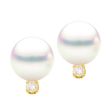 Load image into Gallery viewer, 14k 0.10ctw Diamond Pearl Stud Earrings
